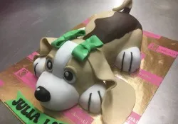 Tort w kształcie pieska Tort w kształcie pieska