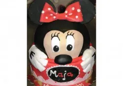 Tort w kształcie Myszki Minnie Tort w kształcie Myszki Minnie