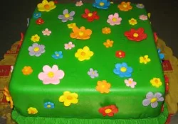 Tort z kwiatami Tort z kwiatami