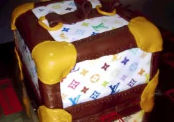 Tort w kształcie torebki Louis Vuitton Tort w kształcie torebki Louis Vuitton