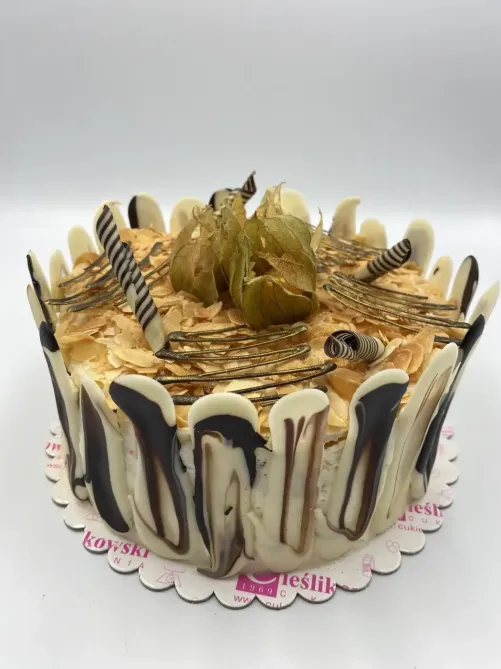 Tort amaretto