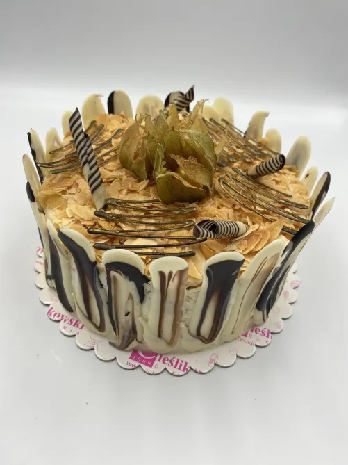 Tort amaretto